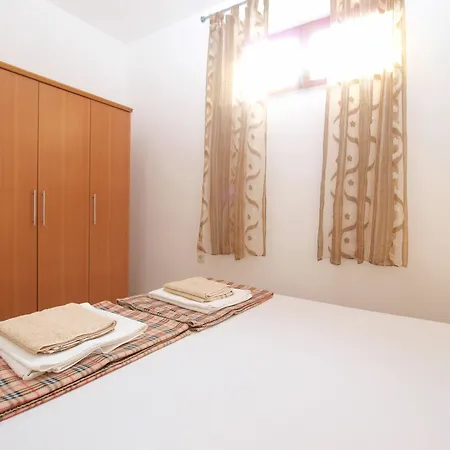 Mira 295 Apartment *